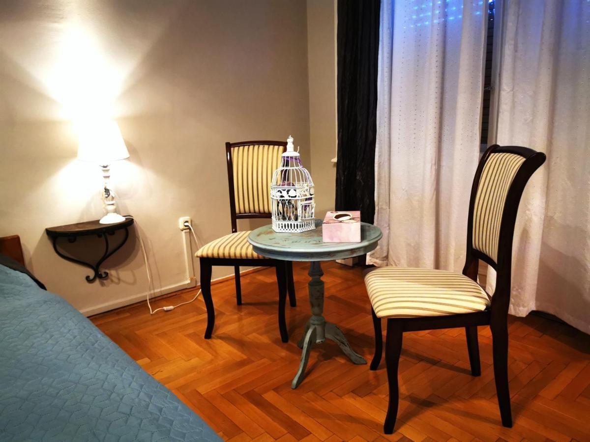 Belvárosi Vintage Apartman a sétálóutcán Miskolc Exterior foto