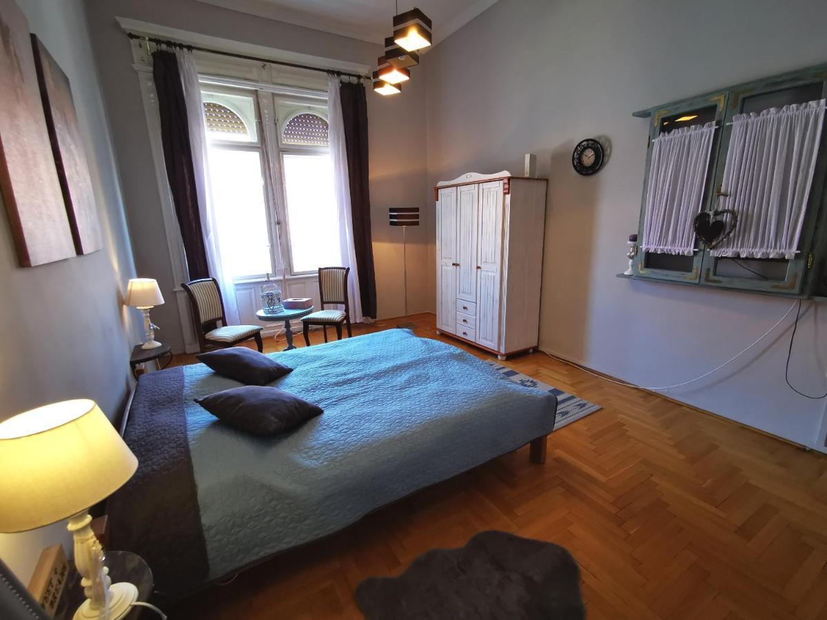 Belvárosi Vintage Apartman a sétálóutcán Miskolc Exterior foto