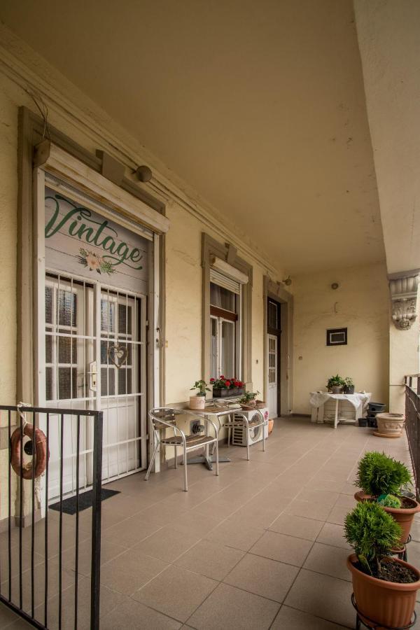 Belvárosi Vintage Apartman a sétálóutcán Miskolc Exterior foto